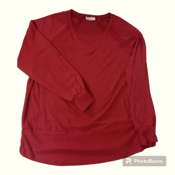 🍁 Fyve, red ,thin knit top, long sleeve,V neck sweater NWT. Size 2x - Picture 1 of 11